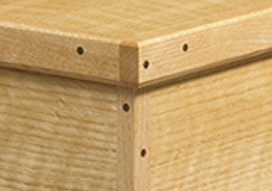 Box Corner with Small Dowels